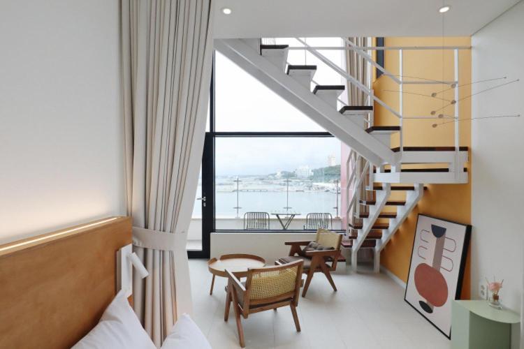 Bau Haus Vila Sokcho Exterior foto